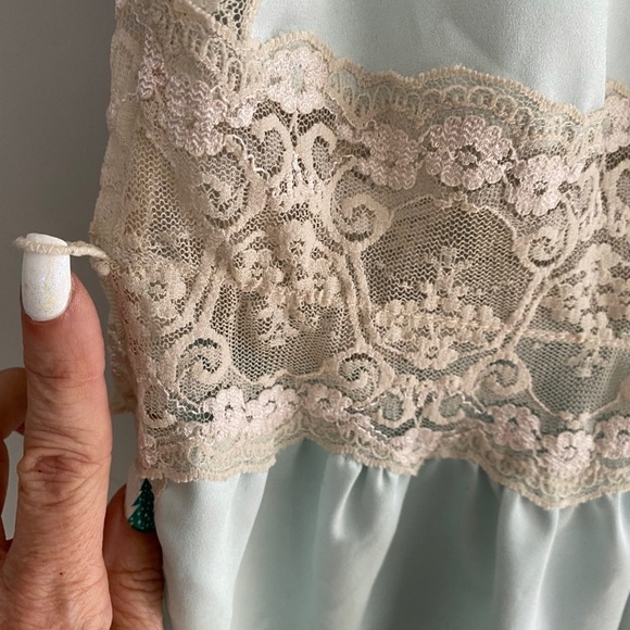 Lily of France romper - Picture 8 of 8